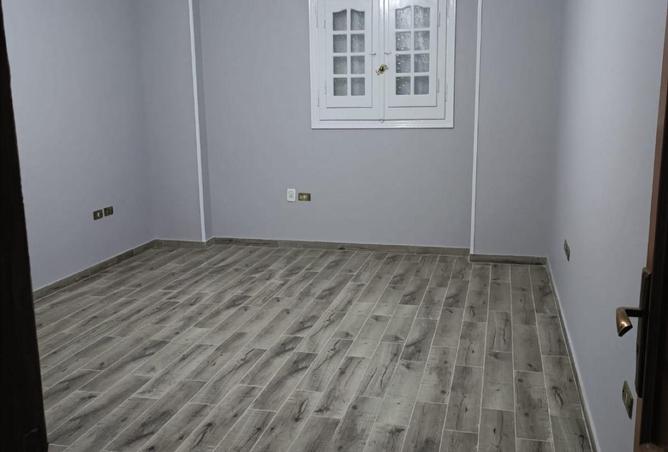 70105337 - Property Image 2