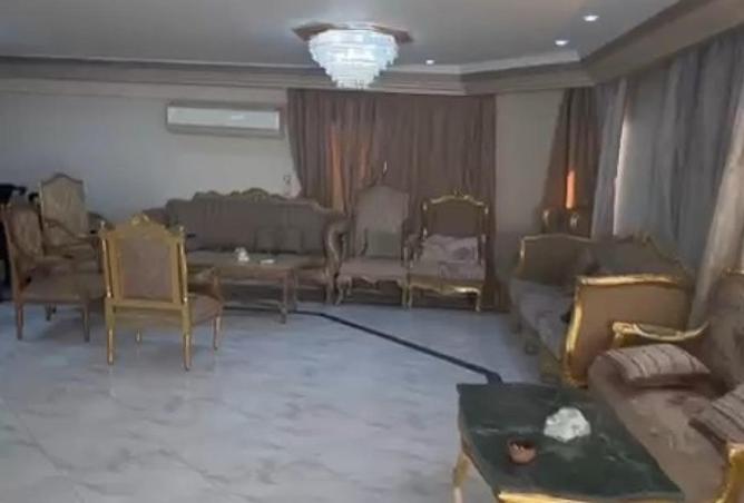 2OcEzzY58Hg - Property Image 3