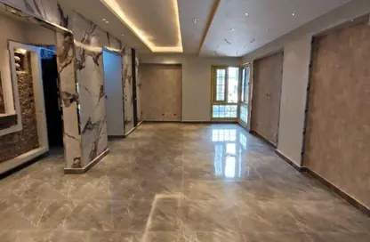 Apartment - 3 Bedrooms - 2 Bathrooms for sale in Smouha - Hay Sharq - Alexandria