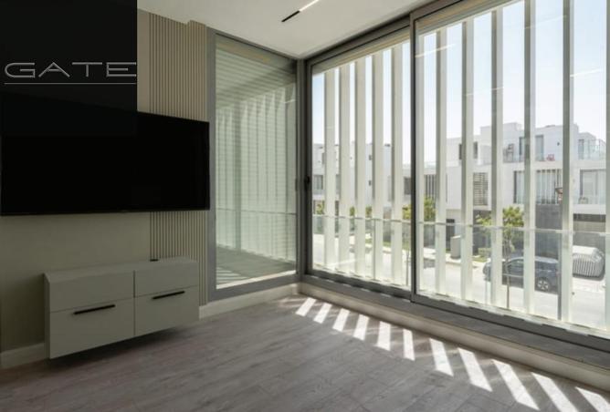 76512100 - Property Main Image