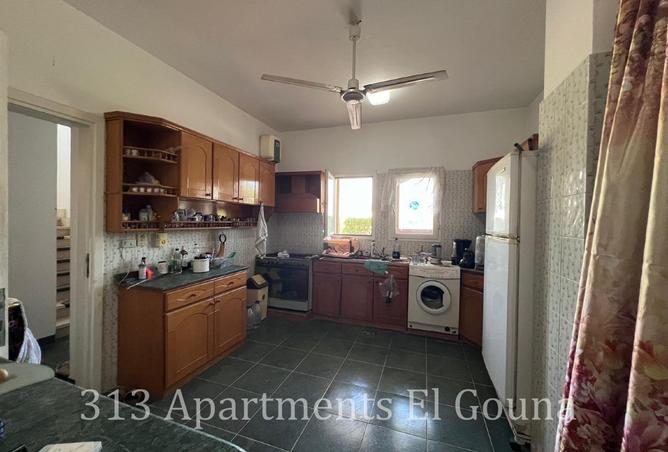 8594773 - Property Image 2