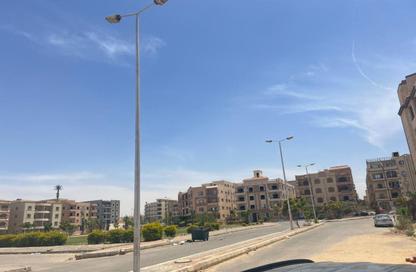 شقة - 3 غرف نوم - 2 حمامات للبيع في المجاورة الاولي - المنطقة الاولي - مدينة الشروق - القاهرة شقة - 3 غرف نوم - 2 حمامات للبيع في المجاورة الاولي - المنطقة الاولي - مدينة الشروق - القاهرة