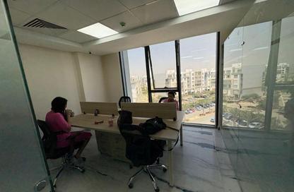 Office Space - 3 Bedrooms - 1 Bathroom for rent in Hyde Park Business District Mall - South Teseen St. - The 5th Settlement - New Cairo City - Cairo
