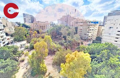 Apartment - 3 Bedrooms - 2 Bathrooms for sale in Kafr Abdo St. - Kafr Abdo - Roushdy - Hay Sharq - Alexandria
