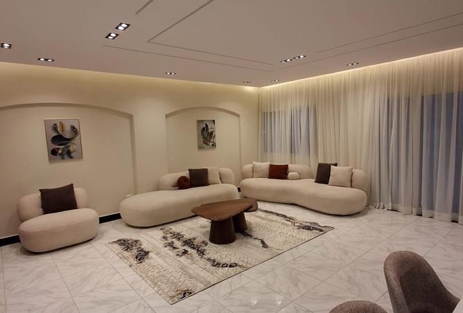 98281242 - Property Image 2