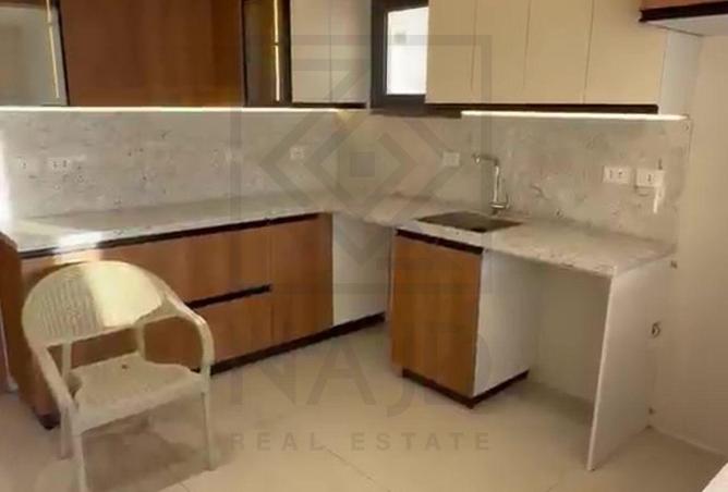 100918946 - Property Image 3