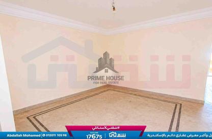 Apartment - 3 Bedrooms - 2 Bathrooms for sale in Albert Al Awal St. - Smouha - Hay Sharq - Alexandria