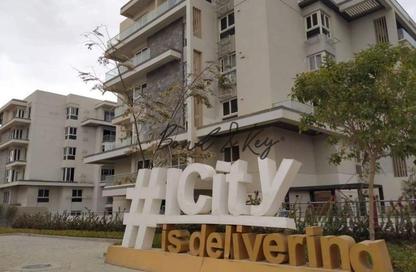 Apartment - 3 Bedrooms - 3 Bathrooms for sale in Mountain View iCity - 5th Settlement Compounds - The 5th Settlement - New Cairo City - Cairo