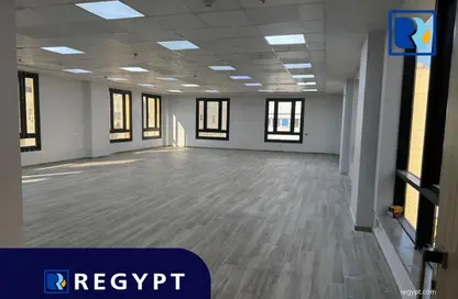 مساحات مكتبية - 2 غرف نوم - 2 حمامات للايجار في فى90 - شارع التسعين الشمالي - التجمع الخامس - مدينة القاهرة الجديدة - القاهرة