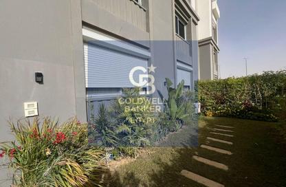 Apartment - 2 Bedrooms - 2 Bathrooms for sale in Garden Residence - Hyde Park - New Cairo City - Cairo