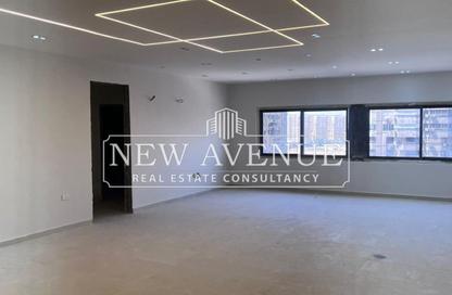 Office Space - 1 Bedroom - 2 Bathrooms for rent in Abbas Al Akkad St. - 1st Zone - Nasr City - Cairo