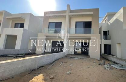 Villa - 4 Bedrooms - 5 Bathrooms for sale in Garden Residence - Hyde Park - New Cairo City - Cairo