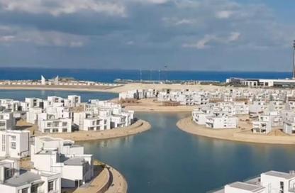 شاليه - 4 غرف نوم - 4 حمامات للبيع في مازيرين - مدينة العلمين الجديدة - العلمين - الساحل الشمالي شاليه - 4 غرف نوم - 4 حمامات للبيع في مازيرين - مدينة العلمين الجديدة - العلمين - الساحل الشمالي