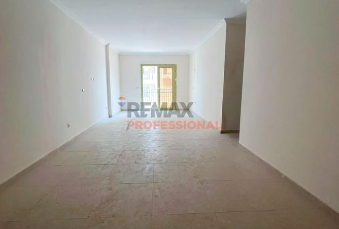 102069673 - Property Main Image