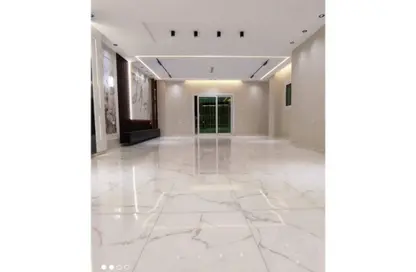 شقة - 4 غرف نوم - 3 حمامات للبيع في البوابة الثالثة - منقرع - حدائق الاهرام - الجيزة