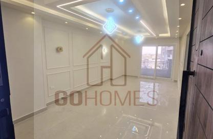 Apartment - 2 Bedrooms - 2 Bathrooms for sale in Zahraa El Maadi - Hay El Maadi - Cairo