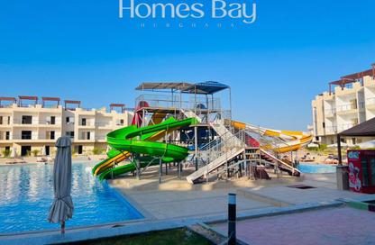 Apartment - 2 - 1 for sale in Holidays - Hurghada Resorts - Hurghada - Red Sea