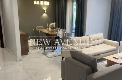 Apartment - 2 Bedrooms - 2 Bathrooms for sale in Palm Hills Village Gate - South Investors Area - New Cairo City - Cairo