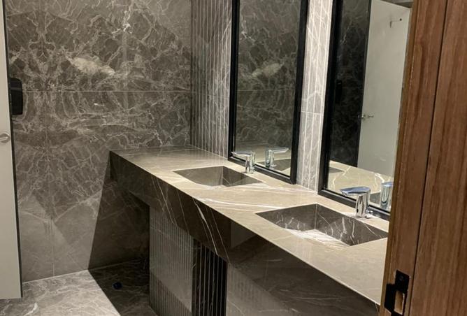 96589955 - Property Image 3