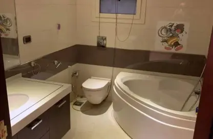 شقة - 3 غرف نوم - 2 حمامات للايجار في حي المعادي - القاهرة