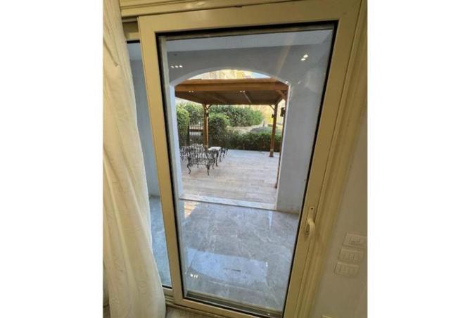 74304079 - Property Image 3