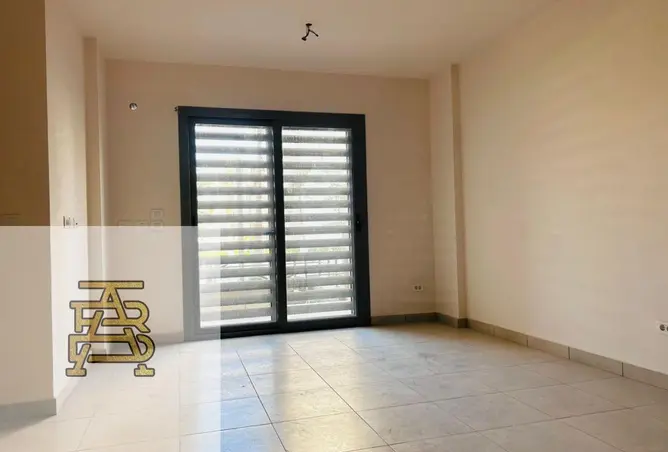 90729755 - Property Image 3