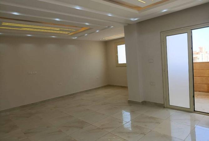 68276000 - Property Image 2