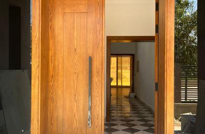 Villa - 5 - 5 for sale in New Giza - Cairo Alexandria Desert Road - 6 October City - Giza