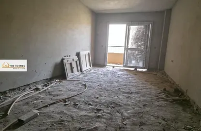 Apartment - 2 Bedrooms - 1 Bathroom for sale in Tijan - Zahraa El Maadi - Hay El Maadi - Cairo Apartment - 2 Bedrooms - 1 Bathroom for sale in Tijan - Zahraa El Maadi - Hay El Maadi - Cairo