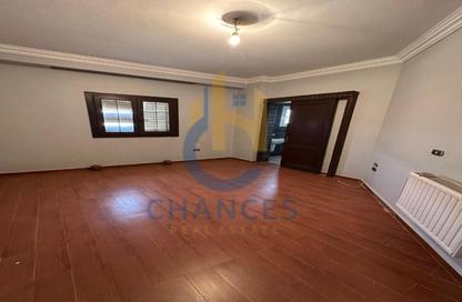 Apartment - 3 Bedrooms - 2 Bathrooms for sale in Doctor Ali Mosharafa St. - Al Narges 6 - Al Narges - New Cairo City - Cairo