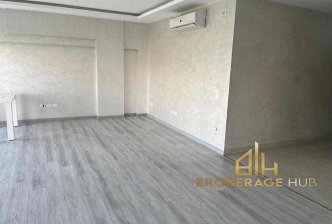 58244482 - Property Image 3