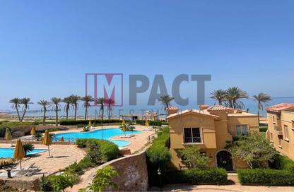 Chalet - 3 Bedrooms - 3 Bathrooms for sale in La Vista Topaz - La Vista - Al Ain Al Sokhna - Suez