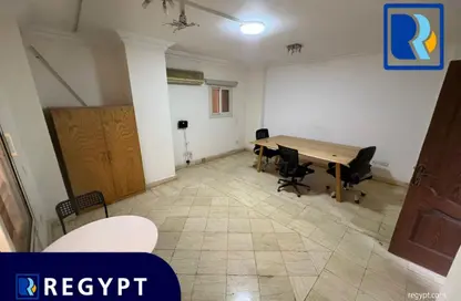 Office Space - 2 Bedrooms - 1 Bathroom for rent in Degla Square - Degla - Hay El Maadi - Cairo