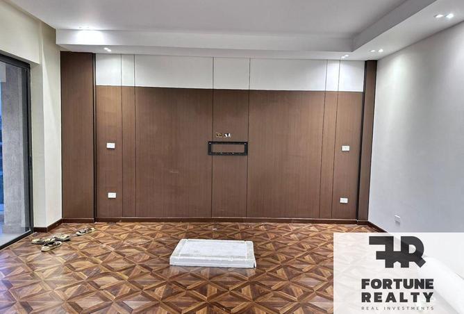 57488259 - Property Image 3