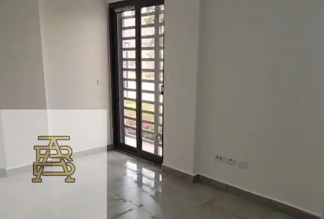74322910 - Property Image 3