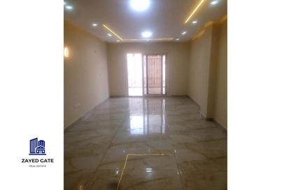 Apartment - 3 Bedrooms - 2 Bathrooms for sale in Al Khamayel city - Sheikh Zayed Compounds - Sheikh Zayed City - Giza