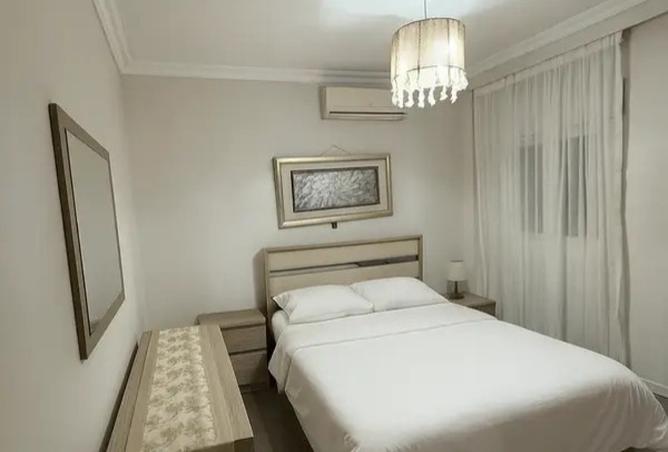 99101063 - Property Image 2