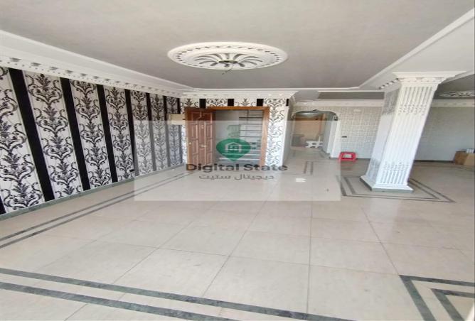 101484390 - Property Image 2
