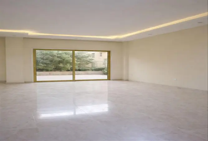 74584111 - Property Image 2