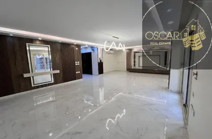 مساحات مكتبية - 3 غرف نوم - 3 حمامات للايجار في شارع لبنان - المهندسين - الجيزة