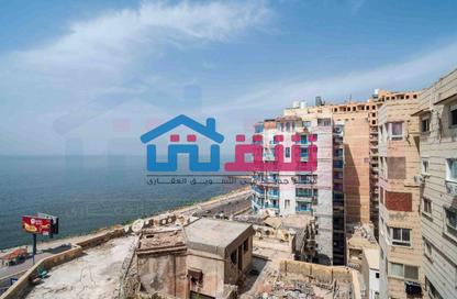 Apartment - 4 - 1 for sale in Al Geish Road - Camp Chezar - Hay Wasat - Alexandria