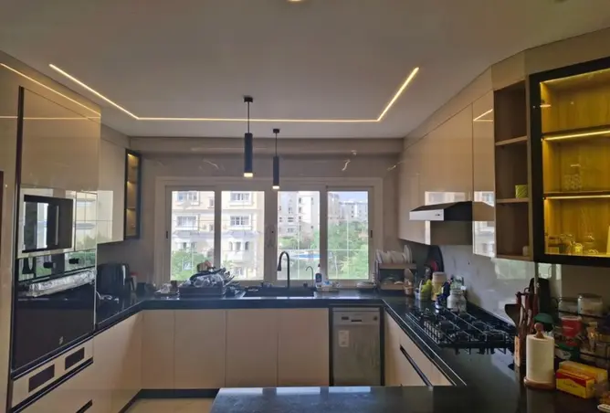 98009749 - Property Image 2
