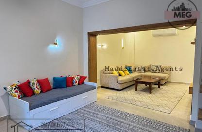 Apartment - 2 Bedrooms - 2 Bathrooms for rent in Sarayat Al Maadi - Hay El Maadi - Cairo