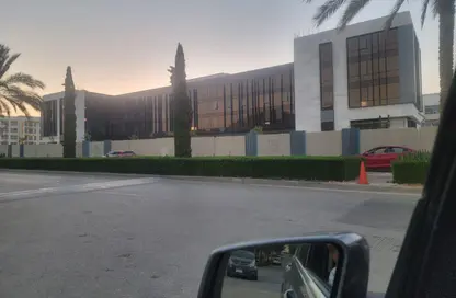 محل تجاري - استوديو - 2 حمامات للايجار في ميفيدا - كمبوندات التجمع الخامس - التجمع الخامس - مدينة القاهرة الجديدة - القاهرة