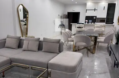 شقة - 2 غرف نوم - 2 حمامات للبيع في جاليريا مون فالى - المستثمرين الجنوبية - مدينة القاهرة الجديدة - القاهرة شقة - 2 غرف نوم - 2 حمامات للبيع في جاليريا مون فالى - المستثمرين الجنوبية - مدينة القاهرة الجديدة - القاهرة