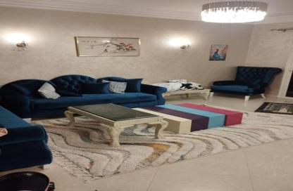 شقة - 3 غرف نوم - 2 حمامات للبيع في عمارات البنفسج - البنفسج - مدينة القاهرة الجديدة - القاهرة