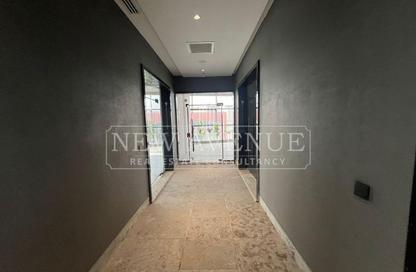 Office Space - Studio - 2 Bathrooms for rent in South Gate Mall - South Teseen St. - The 5th Settlement - New Cairo City - Cairo