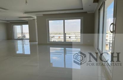 Apartment - 3 Bedrooms - 3 Bathrooms for rent in Garden Residence - Hyde Park - New Cairo City - Cairo