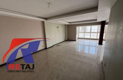 Apartment - 2 Bedrooms - 2 Bathrooms for sale in Makram Ebeid St. - 6th Zone - Nasr City - Cairo
