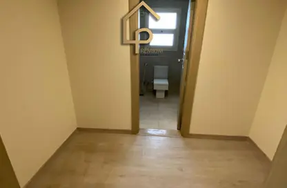 Apartment - 4 Bedrooms - 3 Bathrooms for rent in New Giza - Cairo Alexandria Desert Road - 6 October City - Giza